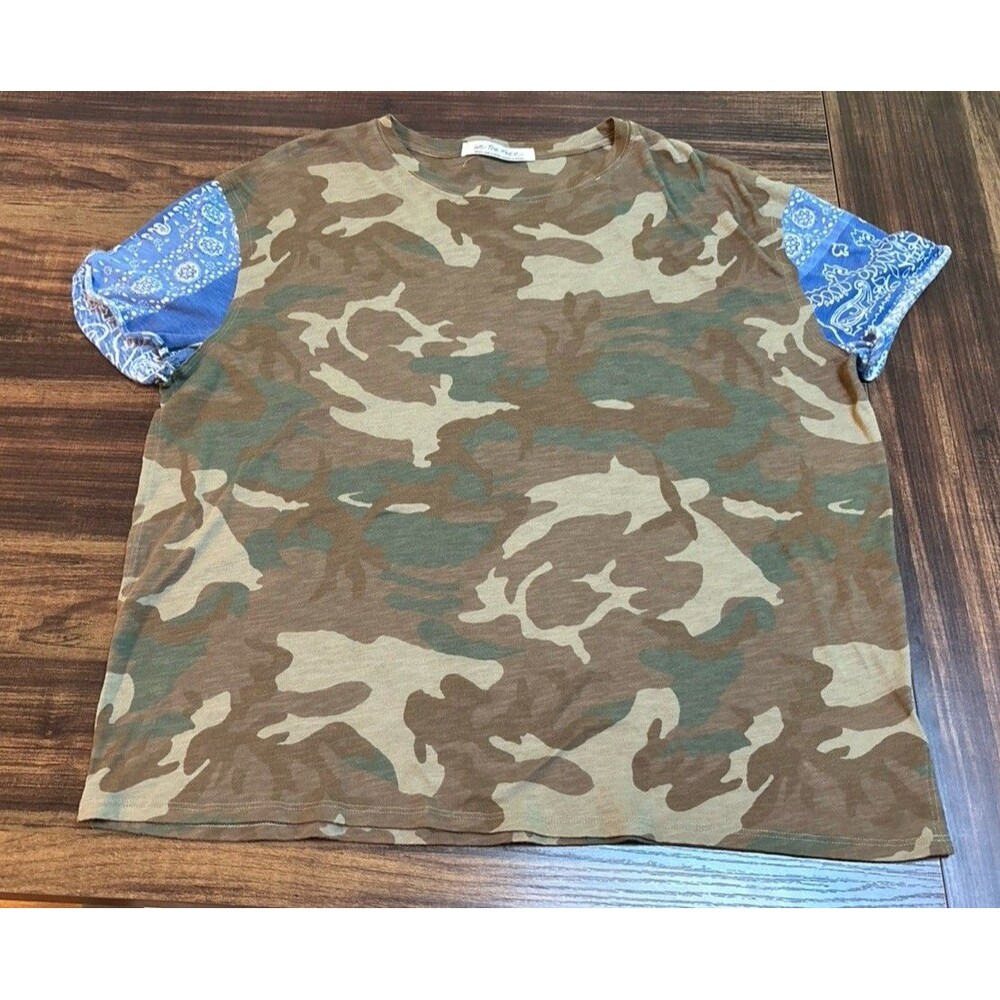 Women’s Free People We The Free Oversized Camo T-Shirt Size S EUC